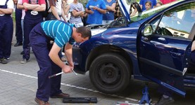 Event ProfiAuto - Drużynowe Mistrzostwa Mechaników Samochodowych podczas Święta Papieru w Świeciu